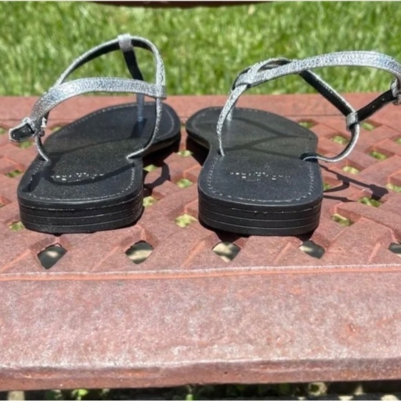 NWT Marc Fisher Studded Metallic Silver Leather Thong Ankle Strap Sandal - Picture 6 of 12